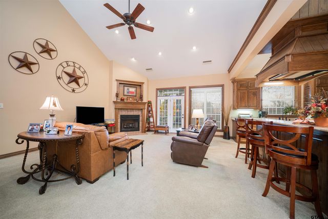 1032 W FM 900, Mt Vernon, TX 75457