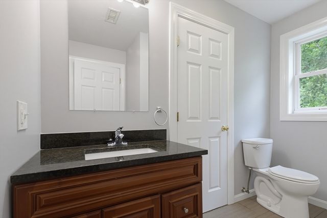 70 Swan Ave, Worcester, MA 01602