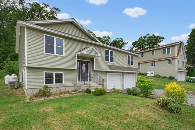 70 Swan Ave, Worcester, MA 01602