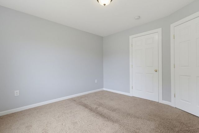 70 Swan Ave, Worcester, MA 01602