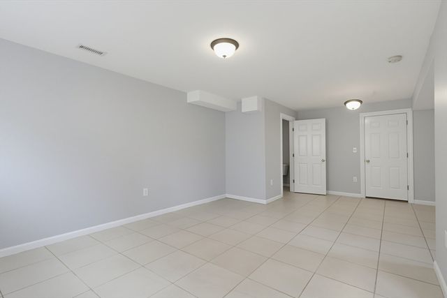 70 Swan Ave, Worcester, MA 01602