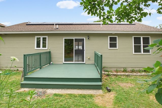 70 Swan Ave, Worcester, MA 01602
