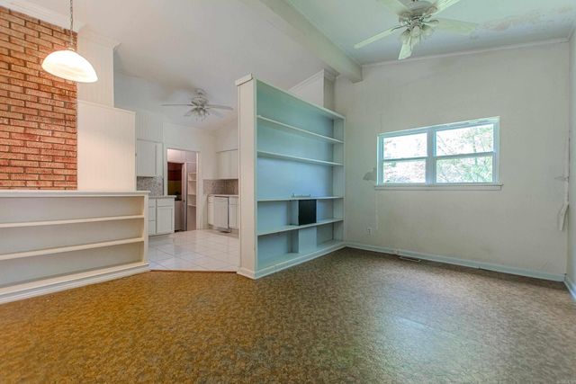 1323 Columbia Ave, Benton, AR 72015