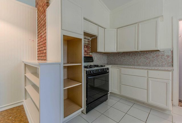 1323 Columbia Ave, Benton, AR 72015