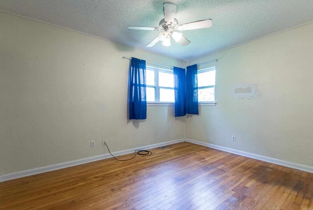 1323 Columbia Ave, Benton, AR 72015