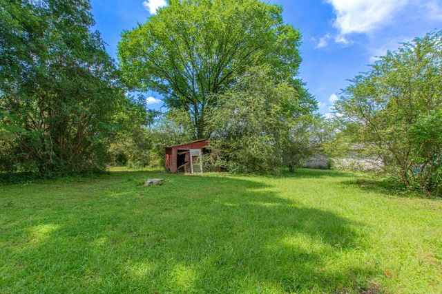 1323 Columbia Ave, Benton, AR 72015