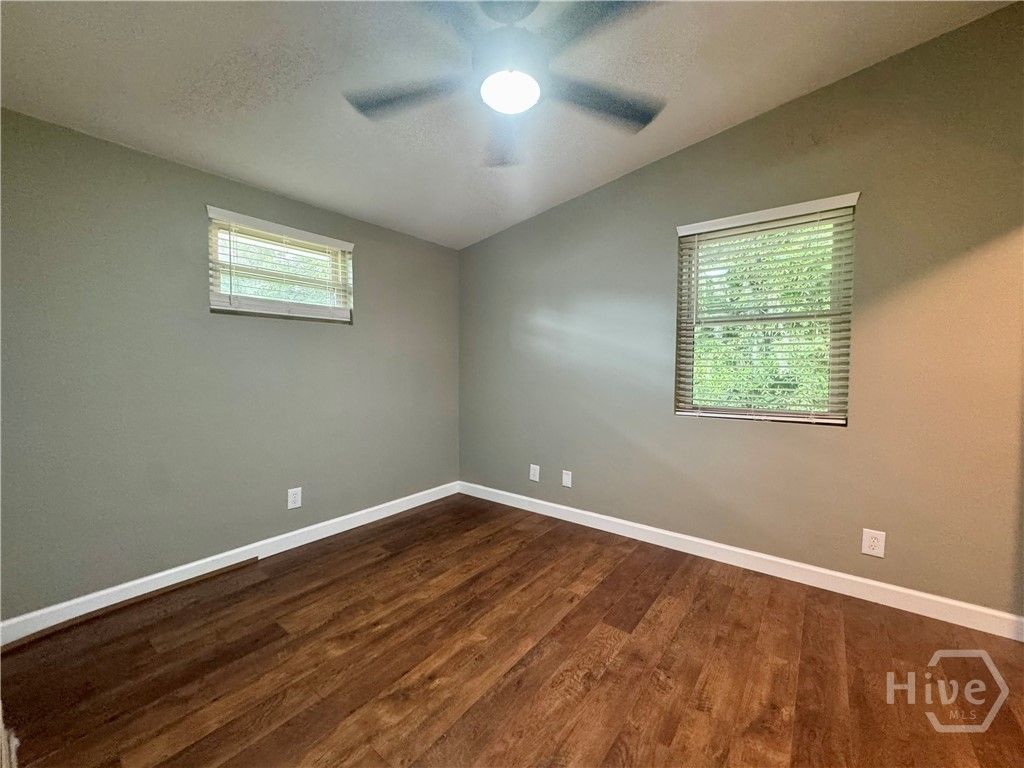 Image 19 of property listing at 20 Catherine Circle, Savannah, GA 31406