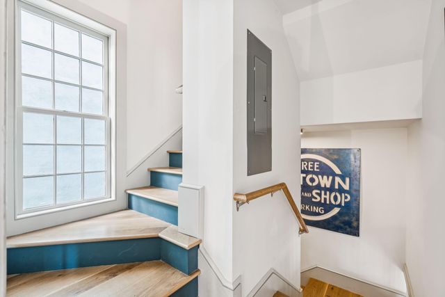 6 Catfiddle Street, Charleston, SC 29403