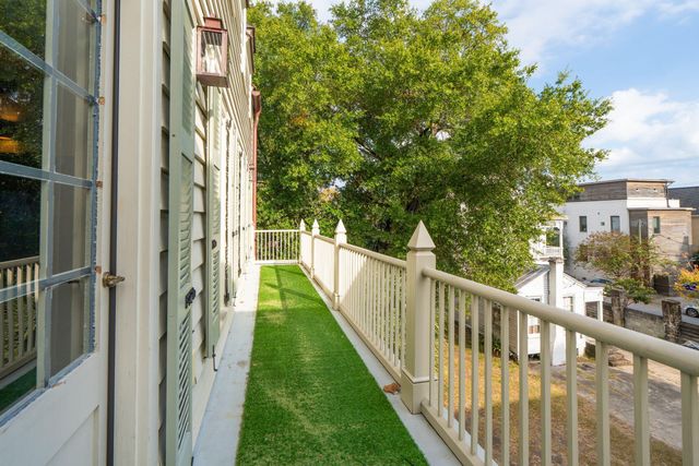 6 Catfiddle Street, Charleston, SC 29403