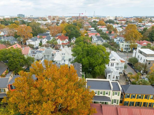 6 Catfiddle Street, Charleston, SC 29403