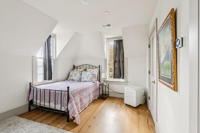 6 Catfiddle Street, Charleston, SC 29403