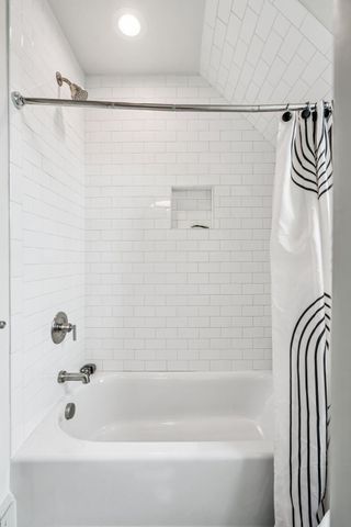 6 Catfiddle Street, Charleston, SC 29403