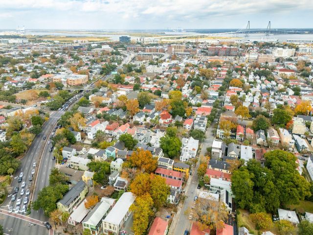 6 Catfiddle Street, Charleston, SC 29403