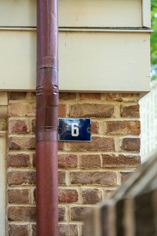 6 Catfiddle Street, Charleston, SC 29403