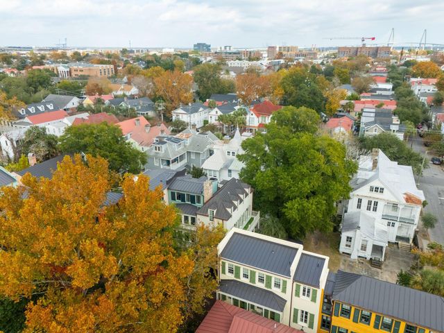 6 Catfiddle Street, Charleston, SC 29403