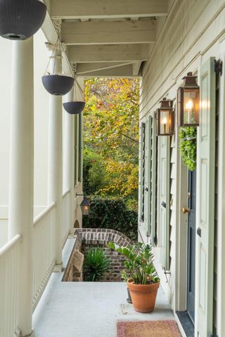 6 Catfiddle Street, Charleston, SC 29403