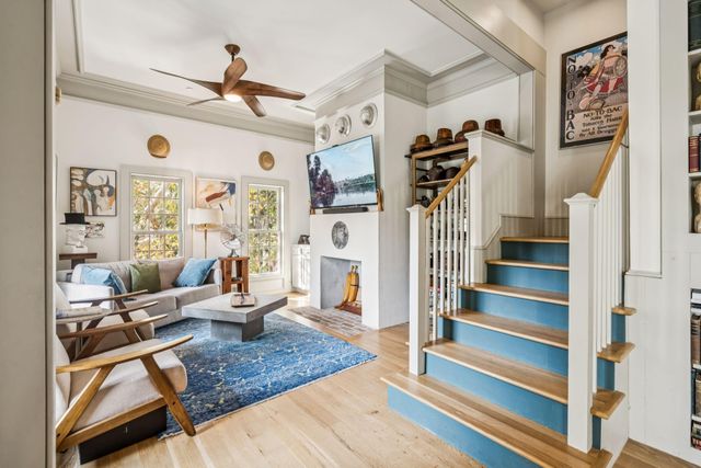 6 Catfiddle Street, Charleston, SC 29403