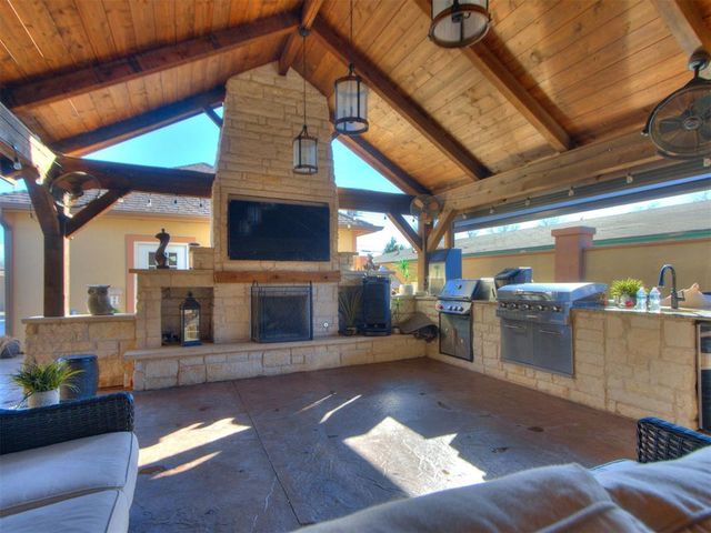 2200 SW 48th Street, Oklahoma City, OK 73119