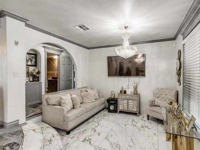 2200 SW 48th Street, Oklahoma City, OK 73119