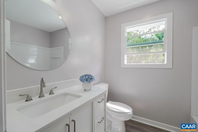 136 MAURY MILL RD, Verona, VA 24401