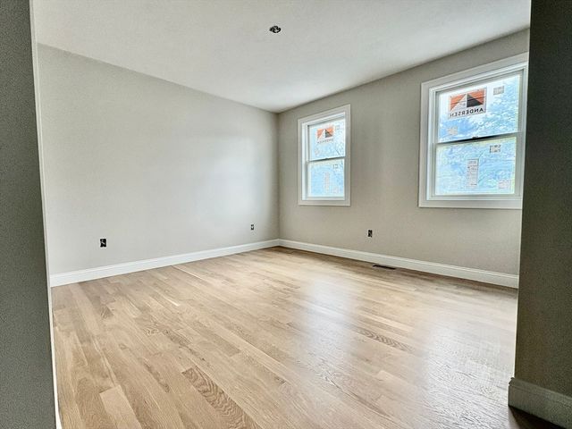 11 Beverly Road, Billerica, MA 01821