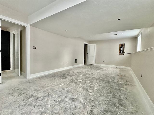 11 Beverly Road, Billerica, MA 01821