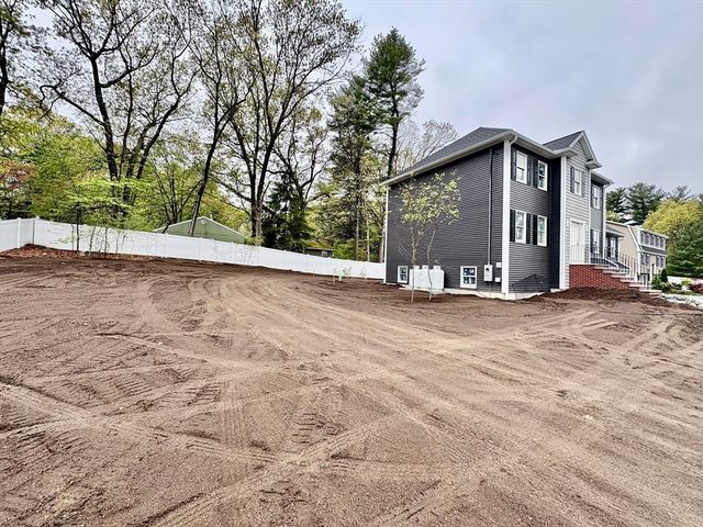 11 Beverly Road, Billerica, MA 01821