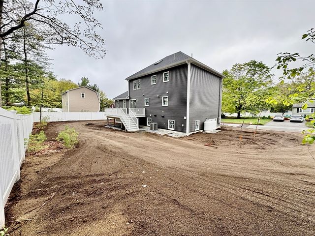 11 Beverly Road, Billerica, MA 01821