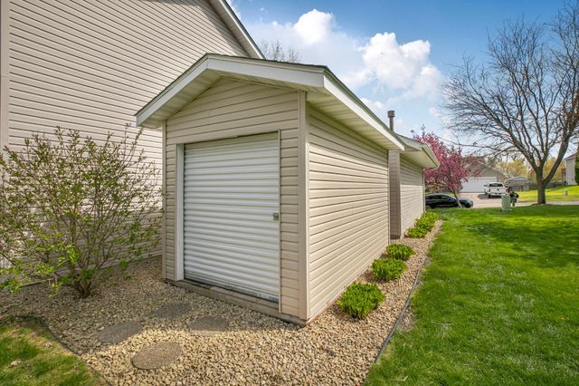 6158 Wildwood Way, Monticello, MN 55362