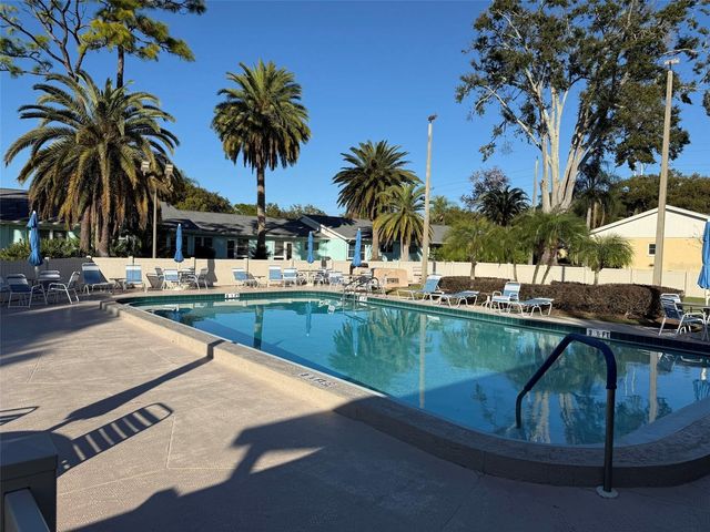 2465 NORTHSIDE DRIVE 102, Clearwater, FL 33761