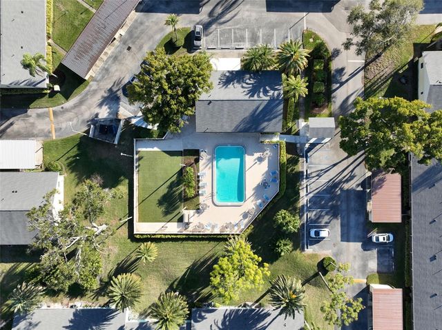 2465 NORTHSIDE DRIVE 102, Clearwater, FL 33761