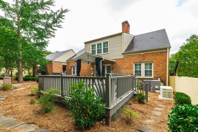 9 Redbud Dr, Nashville, TN 37215