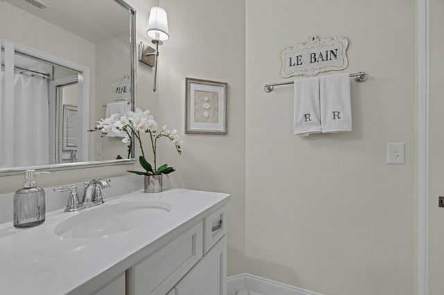 103 Flintshire Ln, Hendersonville, TN 37075