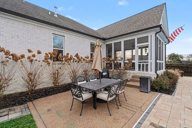 103 Flintshire Ln, Hendersonville, TN 37075