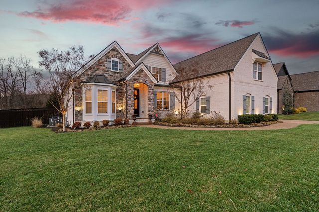 103 Flintshire Ln, Hendersonville, TN 37075