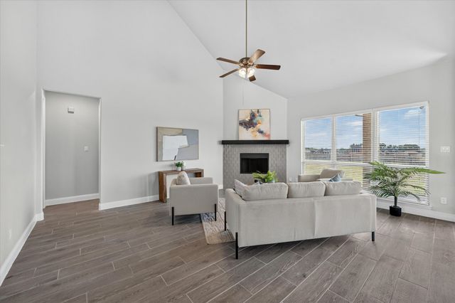 401 Berkeley Drive, Waxahachie, TX 75167