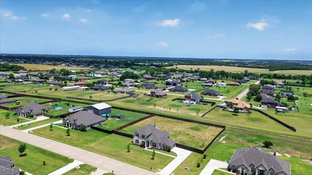 401 Berkeley Drive, Waxahachie, TX 75167