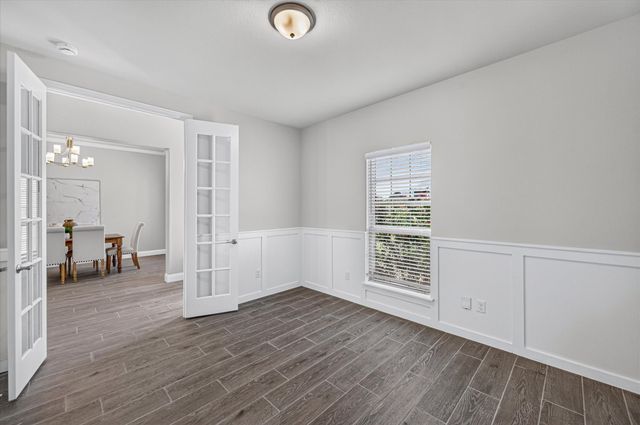 401 Berkeley Drive, Waxahachie, TX 75167