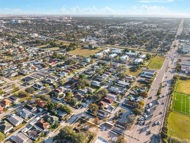 2525 N 23rd Ave, Hollywood, FL 33020