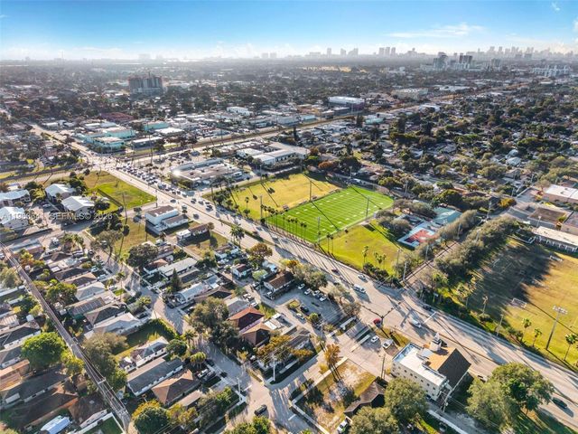 2525 N 23rd Ave, Hollywood, FL 33020