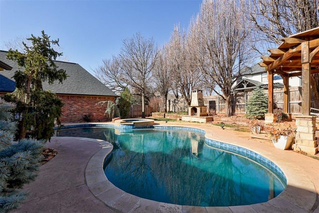 1213 Wild Plum Court, Edmond, OK 73025