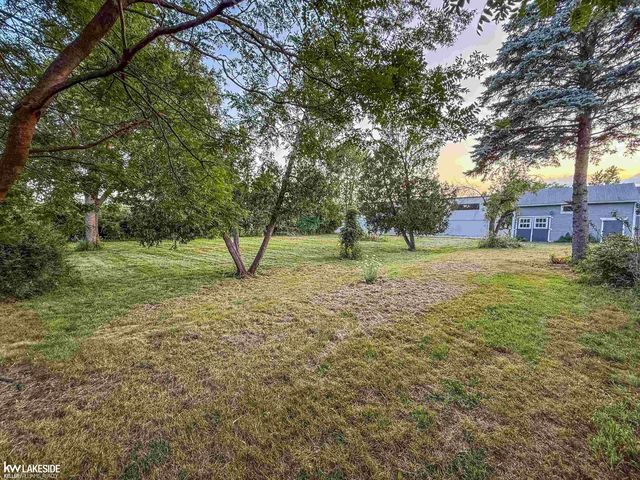 35093 Hengesbach Drive, Clinton Twp, MI 48035