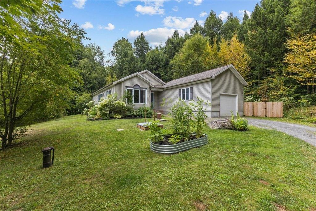 11 Audry Lane, Westford, VT 05494