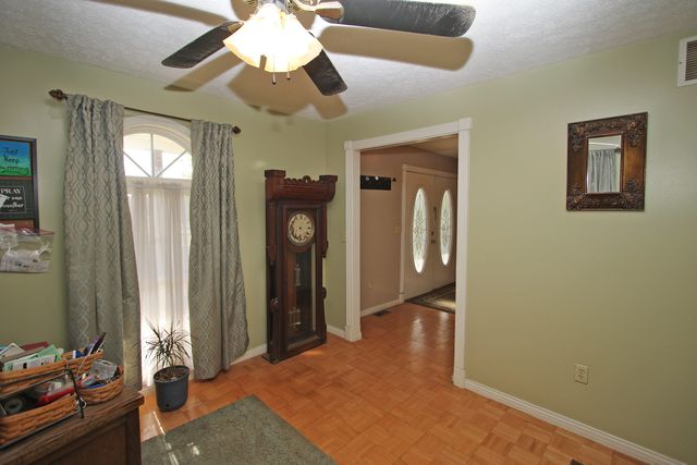 4100 Crowe Ridge Road, Winchester, KY 40391