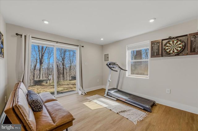 167 POCAHONTAS RD, Front Royal, VA 22630
