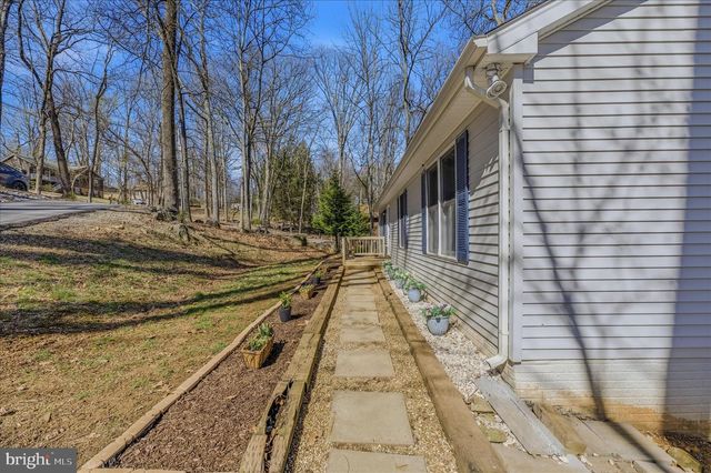 167 POCAHONTAS RD, Front Royal, VA 22630