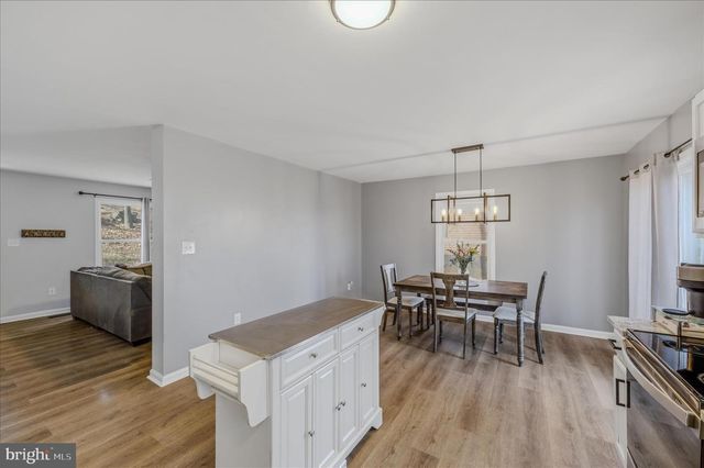 167 POCAHONTAS RD, Front Royal, VA 22630