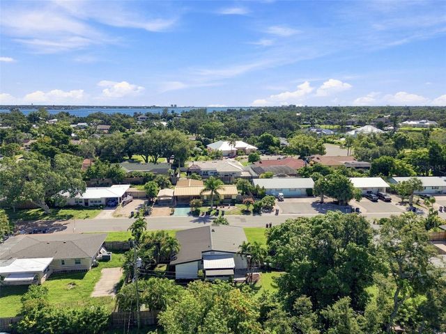1204 65TH STREET NW, Bradenton, FL 34209
