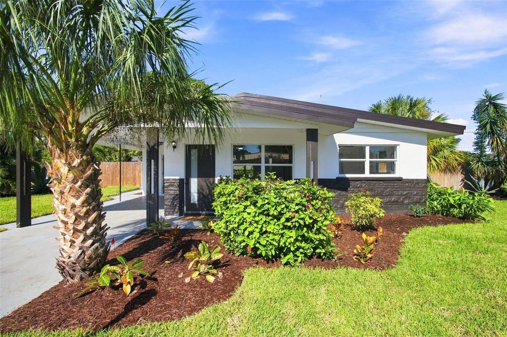 1204 65TH STREET NW, Bradenton, FL 34209