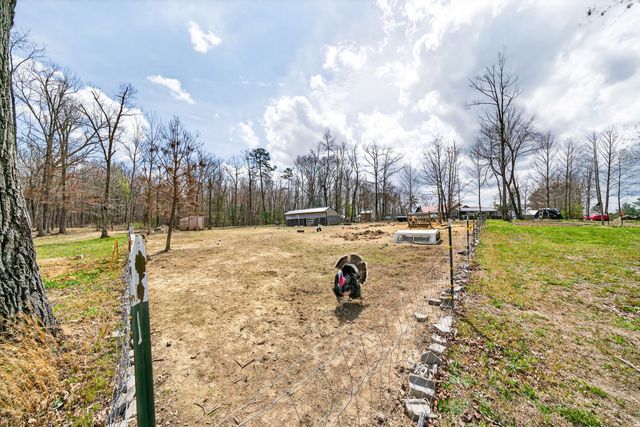 16588 Highway 70, N, Monterey, TN 38574